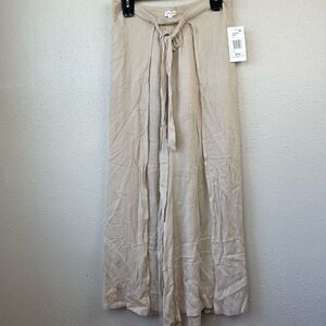 NWT Cotton Candy Wide Leg Capri Pants Size M
